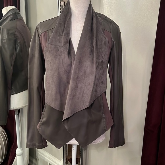 KUT from the Kloth Vegan leather Jacket Size Small - Picture 1 of 9